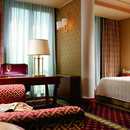 Capitol 4* Milan