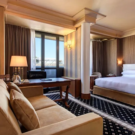 キャピトル 4* ミラノ