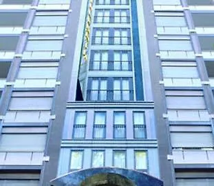 Capitol 4*