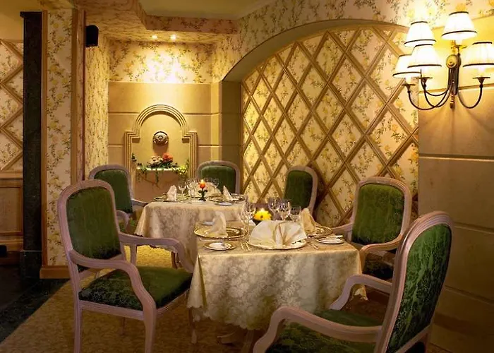 Capitol Szálloda 4*